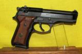 BERETTA (MADE IN ITALY) 92F COMPACT - 1 of 2