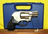 S&W 38-2 BODYGUARD (AIRWEIGHT) - 1 of 3