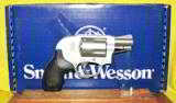 S&W 638-3 AIRWEIGHT - 2 of 3