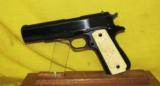 COLT 1911 GOVERNMENT - 2 of 2