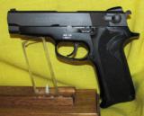 S&W 910 - 2 of 2