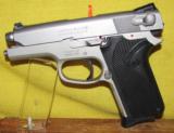 S&W 3913 - 2 of 4