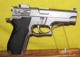 S&W 5906 - 1 of 2