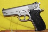 S&W 5906 - 2 of 2