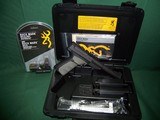 Browning Buck Mark UFX 5.5