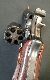 Smith and Wesson 586 4" NO Dash - 2 of 6