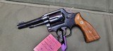 Smith & Wesson Model 10-7 38spcl - 2 of 6