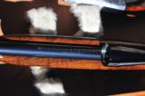 Browning Belgium Gr. 3 22 lr 1968 Engraved by R. Dewil Exceptional Wood - 10 of 13