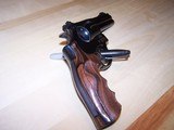 Smith & Wesson 17-6 full lug 22LR Rare 4" Immaculate - 3 of 8