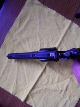 Smith & Wesson 17-6 full lug 22LR Rare 4" Immaculate - 6 of 6