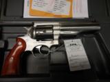 MINT RUGER REDHAWK SS 44MAG 5 1/2 - 2 of 3