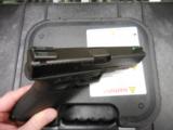 GLOCK 22 GEN 3 .40 W/ TRUGLO TFO NIGHT SIGHT / FIBER OPTIC SIGHTS - 3 of 3