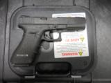 GLOCK 22 GEN 3 .40 W/ TRUGLO TFO NIGHT SIGHT / FIBER OPTIC SIGHTS - 1 of 3