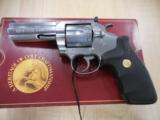 COLT STAINLESS KING COBRA 357 4" - 1 of 3