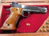 CUSTOM 1911 ARMY MARKSMAN 45ACP 5" IN WOOD PRES BOX - 1 of 3