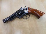 SMITH AND WESSON S&W MODEL 19 TEXAS RANGER COMMEMORATIVE .357 MAG W/ PRESENTATION CASE + KNIFE - 8 of 11
