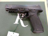 REMINGTON RP9 9MM AS NEW IN BOX - 1 of 2
