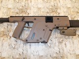 KRISS VECTOR 9MM CABINE FDE LIKE NEW IN CASE - 1 of 3