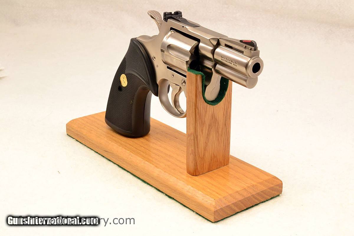 トイガン COLT PYTHON .357 MAGNUM cybergun-112829.jpg