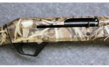 Benelli Super Black Eagle II 12 ga. 26 In. with Case and Chokes - 2 of 7