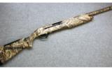 Benelli Super Black Eagle II 12 ga. 26 In. with Case and Chokes - 1 of 7