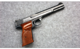 Smith & Wesson 41 .22 LR 7 In. - 1 of 1