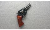 SMITH & WESSON 25-5
.45 COLT - 1 of 2