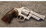 Smith & Wesson 28-2 .357 Magnum - 1 of 4