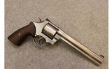 Smith & Wesson ~ 657-5 ~ .41 Mag - 1 of 4