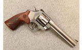 Smith & Wesson ~ 629 Classic ~ .44 Mag - 1 of 6