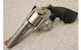 Smith & Wesson ~ 686-6 Performance Center ~ .357 Mag - 2 of 8