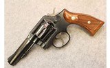 Smith & Wesson ~ Model 10-6 ~ .38 SPL - 2 of 7