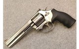 Smith & Wesson ~ 686-6 ~ .357 Mag - 2 of 7