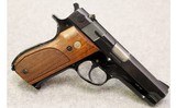 Smith & Wesson ~ 39-2 ~ 9mm Luger - 1 of 6