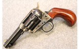 Taylor's & Co. ~ Stallion Birdshead ~ .38 SPL - 2 of 5