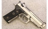 Beretta ~ 92FS Vertec ~ 9mm Luger - 1 of 4