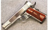 S&W ~ SW1911 ~ .45 Auto - 2 of 4