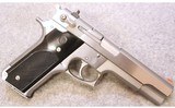 Smith & Wesson ~ 645 ~ .45 Auto - 1 of 3