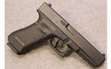 Glock ~ 17 Gen 4 ~ 9mm Luger - 1 of 3