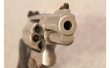 Smith & Wesson ~ 686-5 ~ .357 Mag - 6 of 6