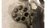 Smith & Wesson ~ 686-5 ~ .357 Mag - 3 of 6