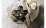 Smith & Wesson ~ 442 ~ .38 S&W SPL - 3 of 7