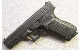 Glock ~ 21 Gen 4 ~ .45 Auto - 2 of 3