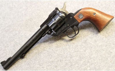 Ruger ~ New Model Single Six ~ .22 LR/ .22 Mag