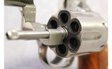 Smith & Wesson ~ 686-3 ~ .357 Mag - 4 of 5