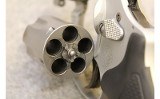 Smith & Wesson ~ 637-2 ~ .38 SPL - 3 of 5