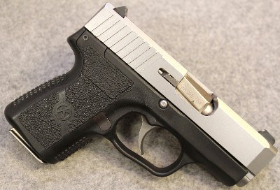Kahr Arms ~ CM 40 ~ .40 S&W