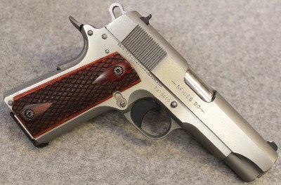 Colt
Commander
.45 Auto