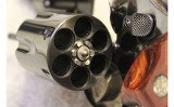 Smith & Wesson ~ 29-2 ~ .44 Mag - 3 of 5