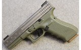 Glock ~ 17 Gen 4 ~ 9mm Luger - 2 of 3